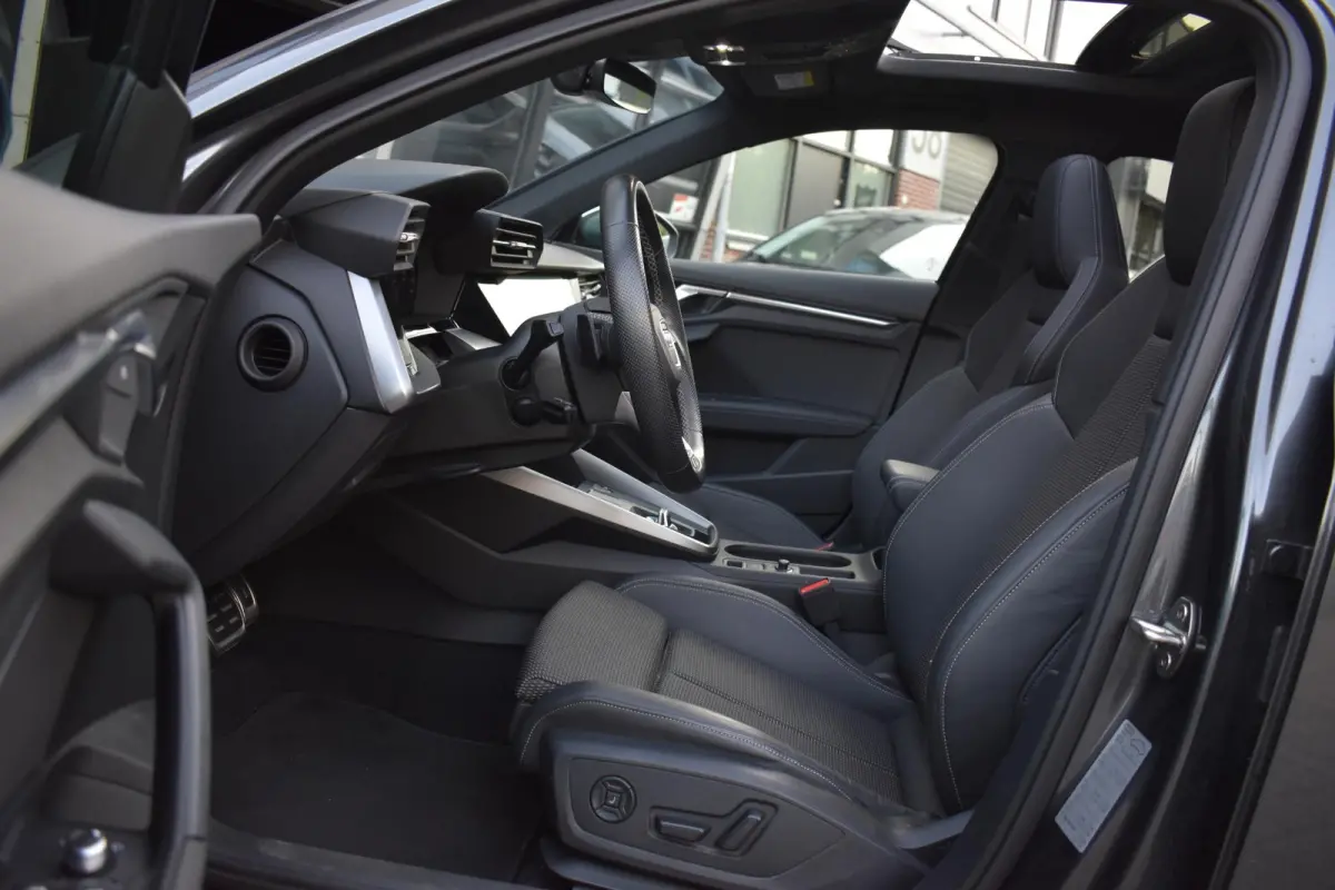 2.0 TFSI S3 quattro Pano Massage Keyless Lane Acc Camera