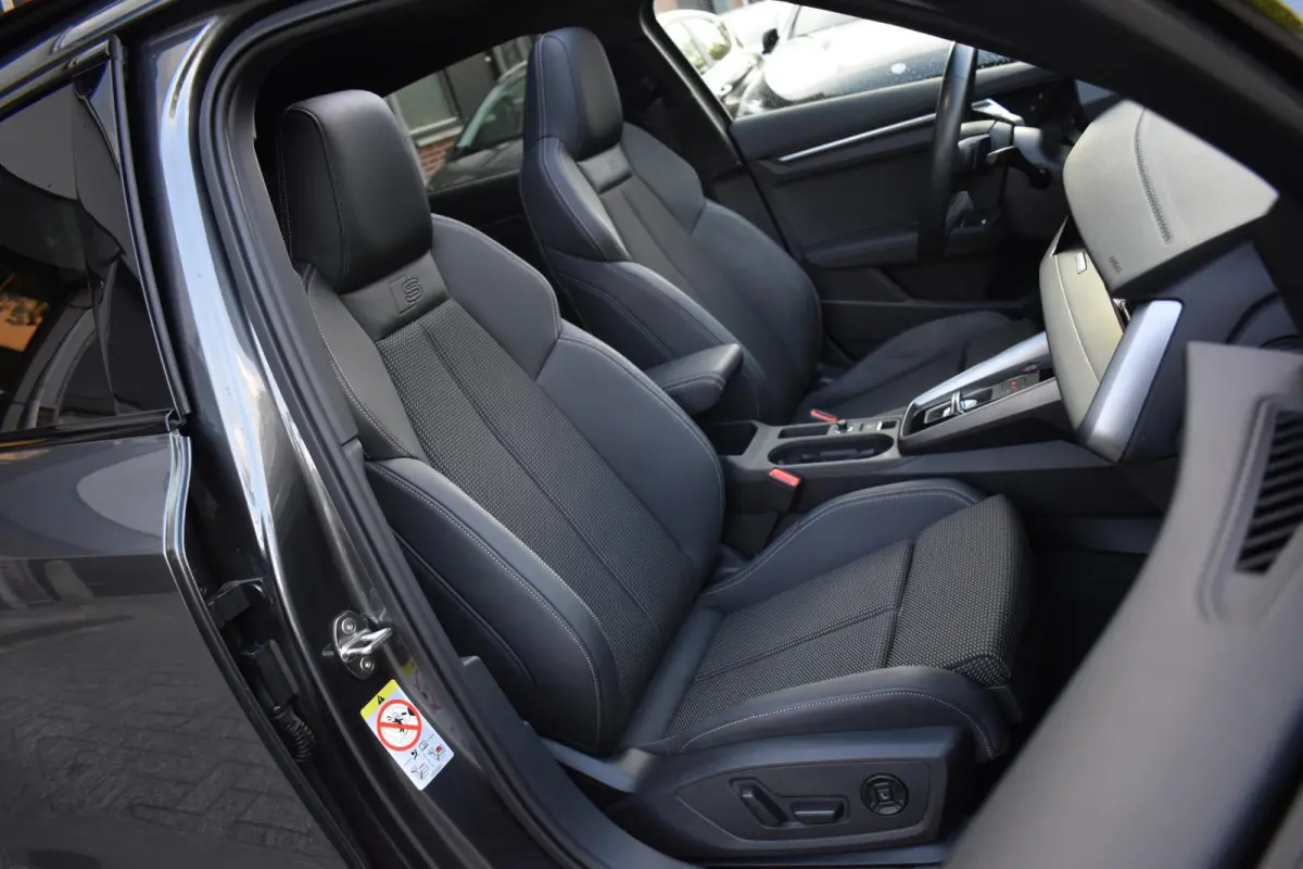 2.0 TFSI S3 quattro Pano Massage Keyless Lane Acc Camera