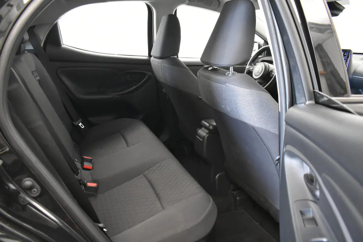 1.5 Hybrid Dynamic Camera Clima Stoel verw Cruise Virtual