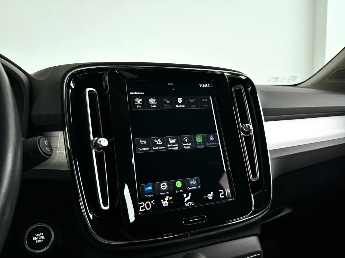 T4 R-Design Expression | Parkeercamera | Stoel- en stuurverwarming | Cruise control | Trekhaak