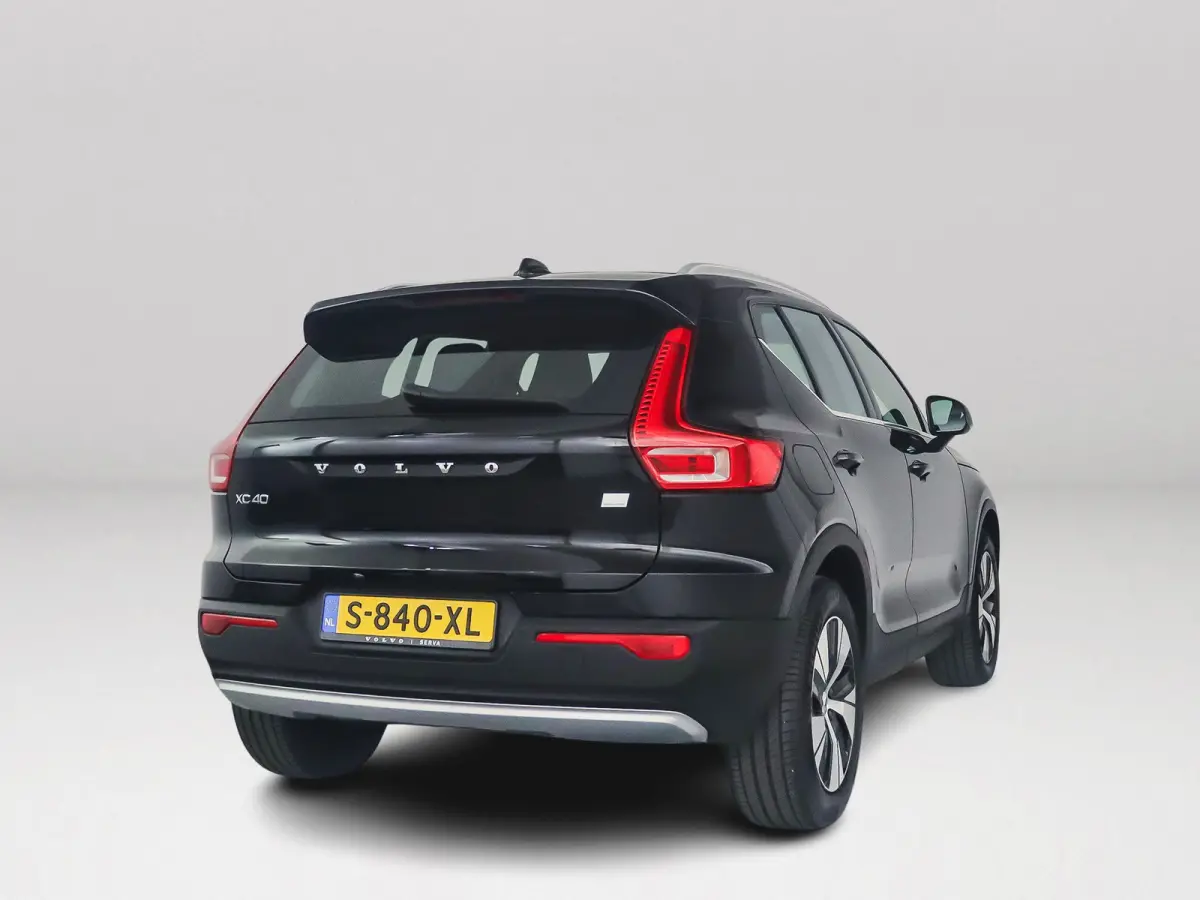 T4 R-Design Expression | Parkeercamera | Stoel- en stuurverwarming | Cruise control | Trekhaak