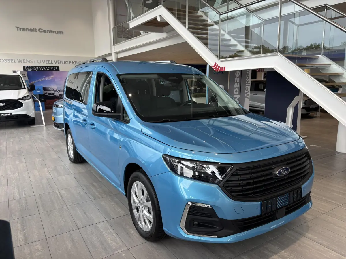 1.5 EcoBoost PHEV L2 Limited | 7 Persoons | Adaptive Cruise control | BLIS | Stoel/Stuur en voorruit verwarming | AGR bestuurder en bijrijder stoelen |