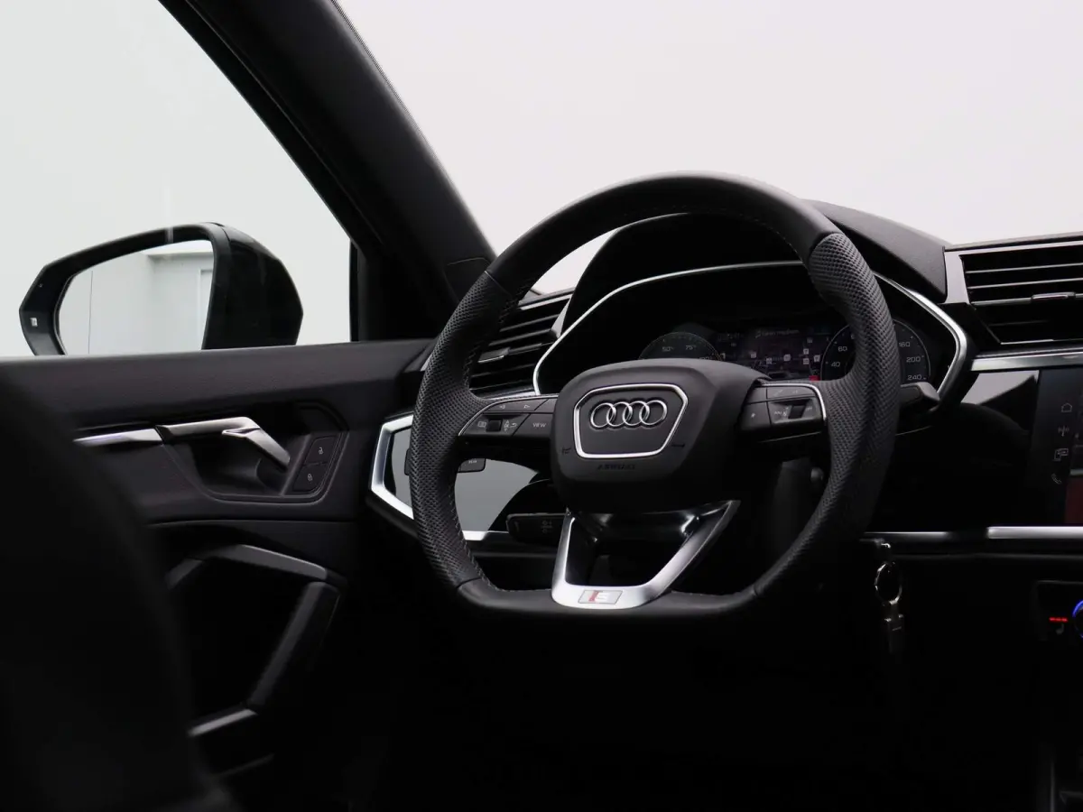 45 TFSI e S edition 245 PK | Automaat | S-line | Navigatie Plus | Virtual Cockpit Plus | Audi Sound System | Optiekpakket Zwart | Achteruitrijcamera | Parkeersensoren | Cruise Control | Stoe