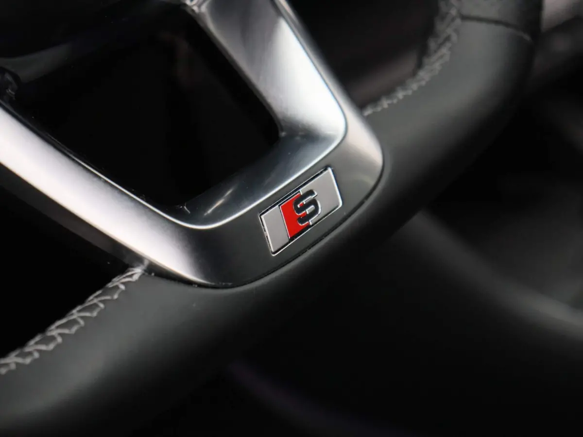 45 TFSI e S edition 245 PK | Automaat | S-line | Navigatie Plus | Virtual Cockpit Plus | Audi Sound System | Optiekpakket Zwart | Achteruitrijcamera | Parkeersensoren | Cruise Control | Stoe