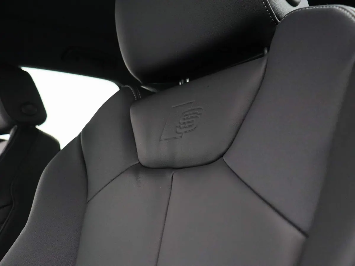 45 TFSI e S edition 245 PK | Automaat | S-line | Navigatie Plus | Virtual Cockpit Plus | Audi Sound System | Optiekpakket Zwart | Achteruitrijcamera | Parkeersensoren | Cruise Control | Stoe