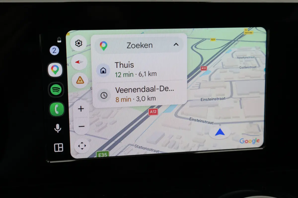 250 e Business Line Camera, Cruise, Apple Carplay, LED, PDC, Sfeerverlichting, Trekhaak, 18''