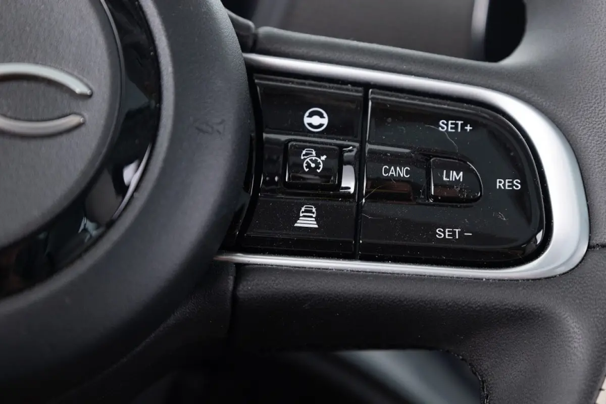 42kWh La Prima | PANORAMA | ADAPTIVE CRUISE | CAMERA | SOH: 93,7% | !