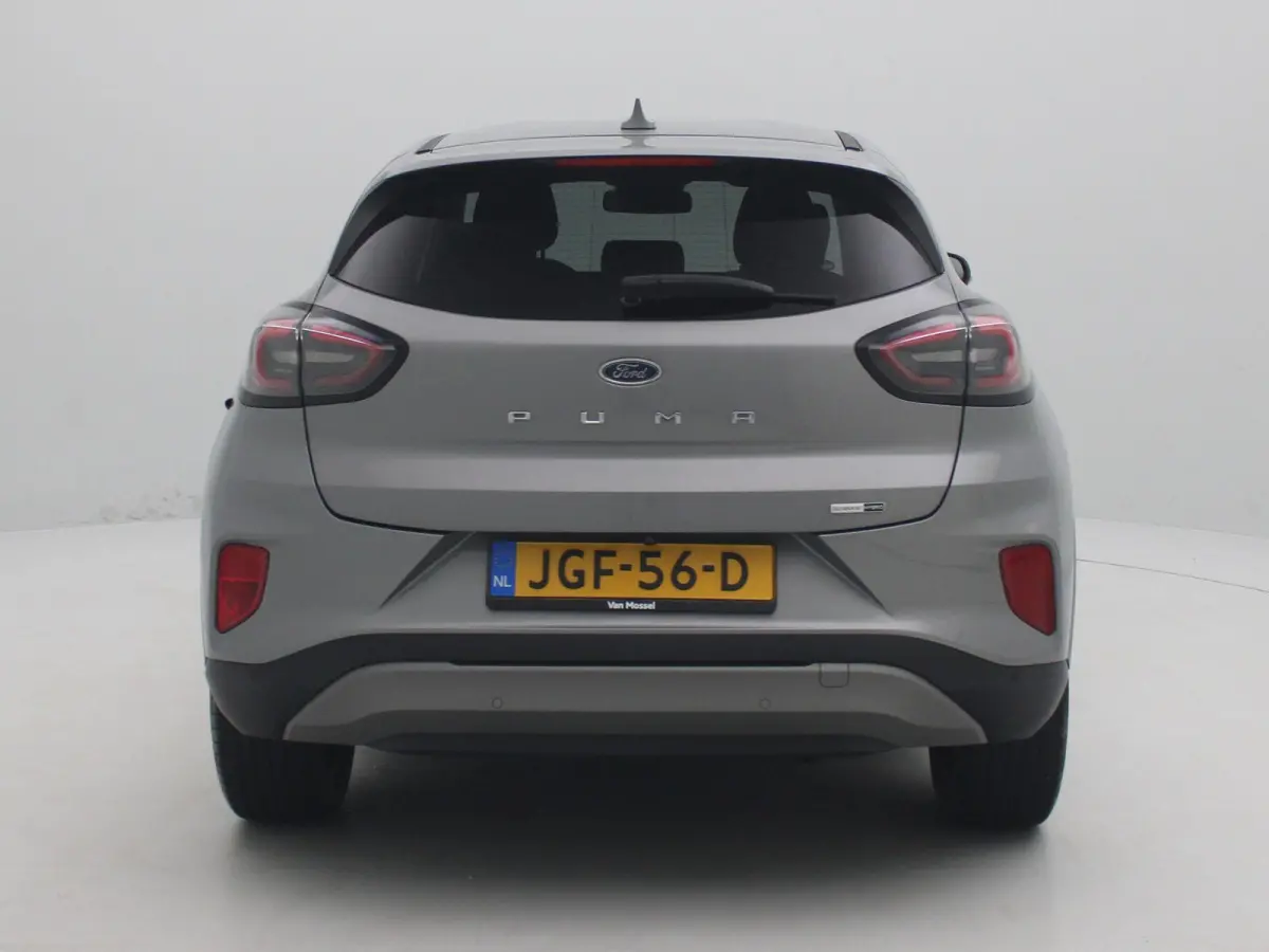 1.0 EcoBoost Titanium X First Edition | Apple Carplay/Android Auto | Achteruitrijcamera | Winterpakket | Cruise Control | Lichtmetalen Velgen |