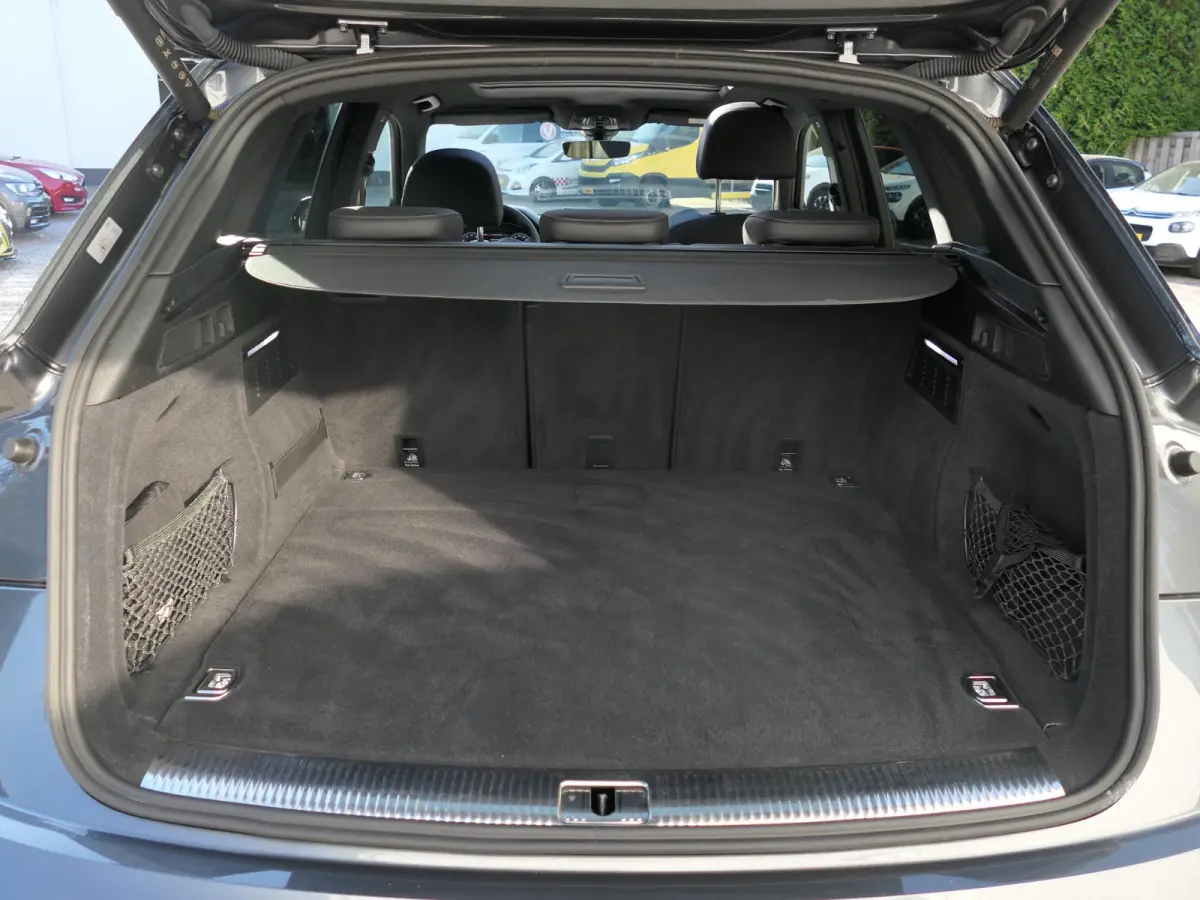 50 TFSI e S-line Competition | Black optic | Panoramadak | 360°-camera | Memory | Sportstuur | Matrix LED | Dodehoek detectie | Keyless | Draadloze telefoonlader | Apple-/Android Carplay
