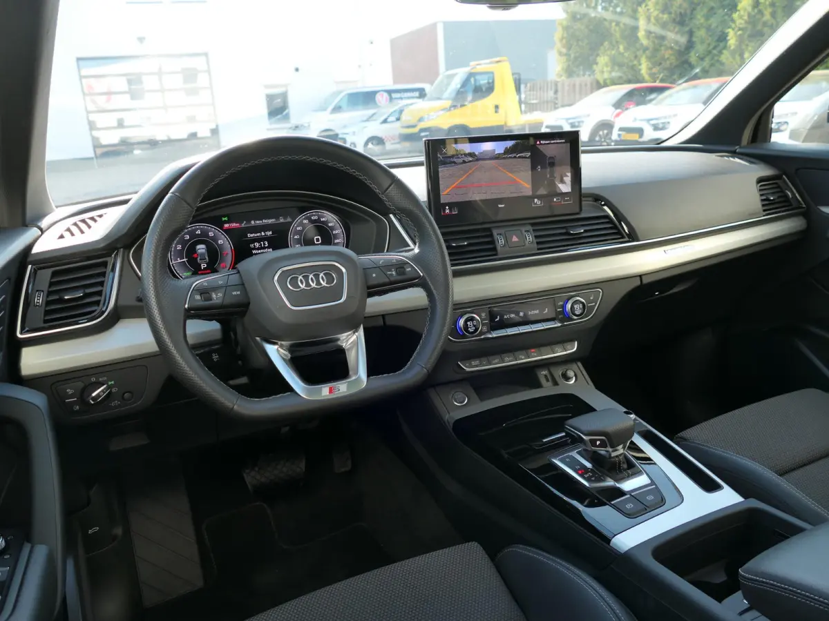 50 TFSI e S-line Competition | Black optic | Panoramadak | 360°-camera | Memory | Sportstuur | Matrix LED | Dodehoek detectie | Keyless | Draadloze telefoonlader | Apple-/Android Carplay