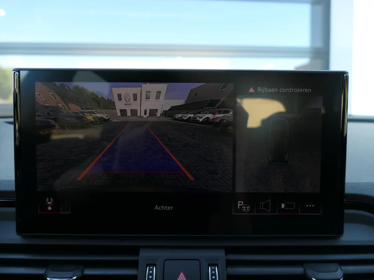 50 TFSI e S-line Competition | Black optic | Panoramadak | 360°-camera | Memory | Sportstuur | Matrix LED | Dodehoek detectie | Keyless | Draadloze telefoonlader | Apple-/Android Carplay