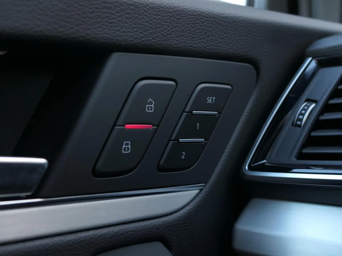 50 TFSI e S-line Competition | Black optic | Panoramadak | 360°-camera | Memory | Sportstuur | Matrix LED | Dodehoek detectie | Keyless | Draadloze telefoonlader | Apple-/Android Carplay