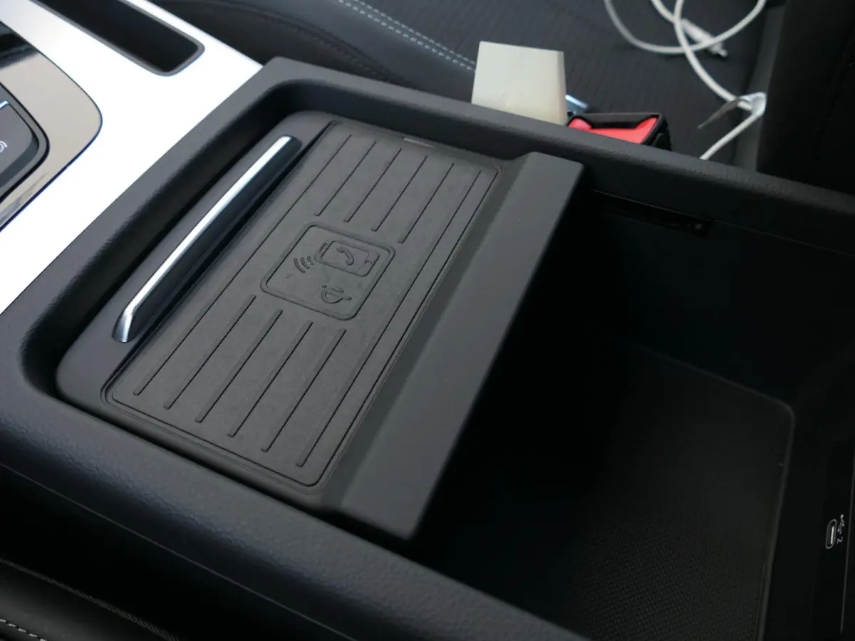 50 TFSI e S-line Competition | Black optic | Panoramadak | 360°-camera | Memory | Sportstuur | Matrix LED | Dodehoek detectie | Keyless | Draadloze telefoonlader | Apple-/Android Carplay