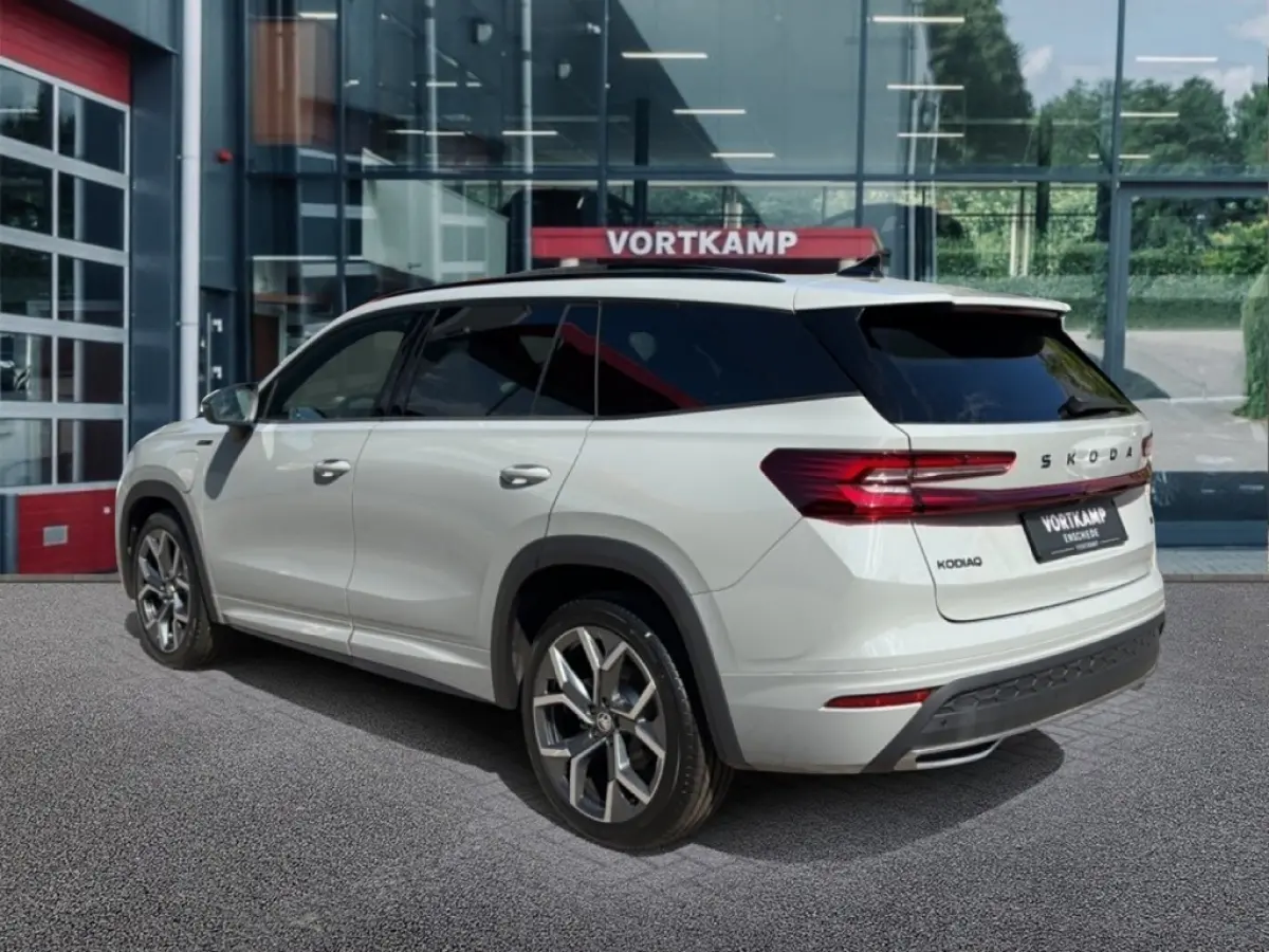 1.5 TSI IV SPORTLINE FISCAAL LAAG!! TREKHAAK/360CAMERA/PANO-DAK/ELEK-KLEP/ACC
