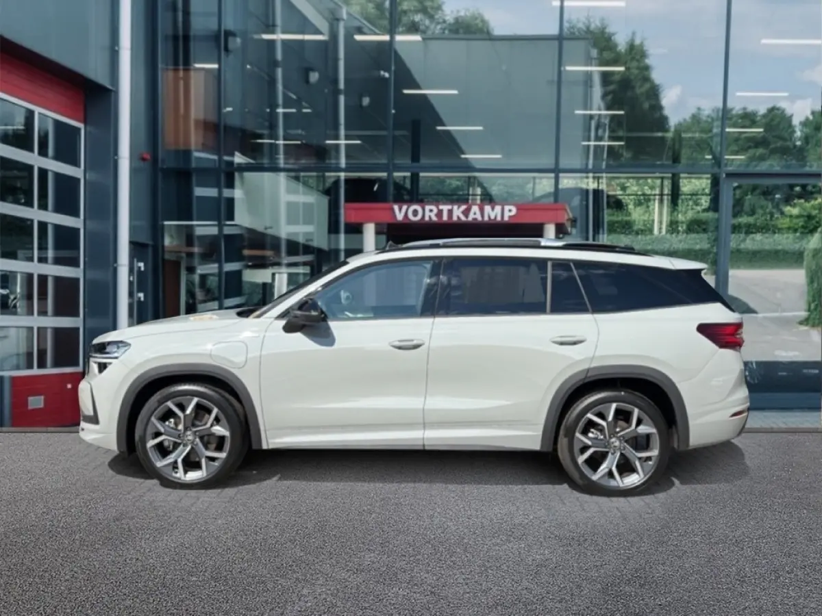 1.5 TSI IV SPORTLINE FISCAAL LAAG!! TREKHAAK/360CAMERA/PANO-DAK/ELEK-KLEP/ACC