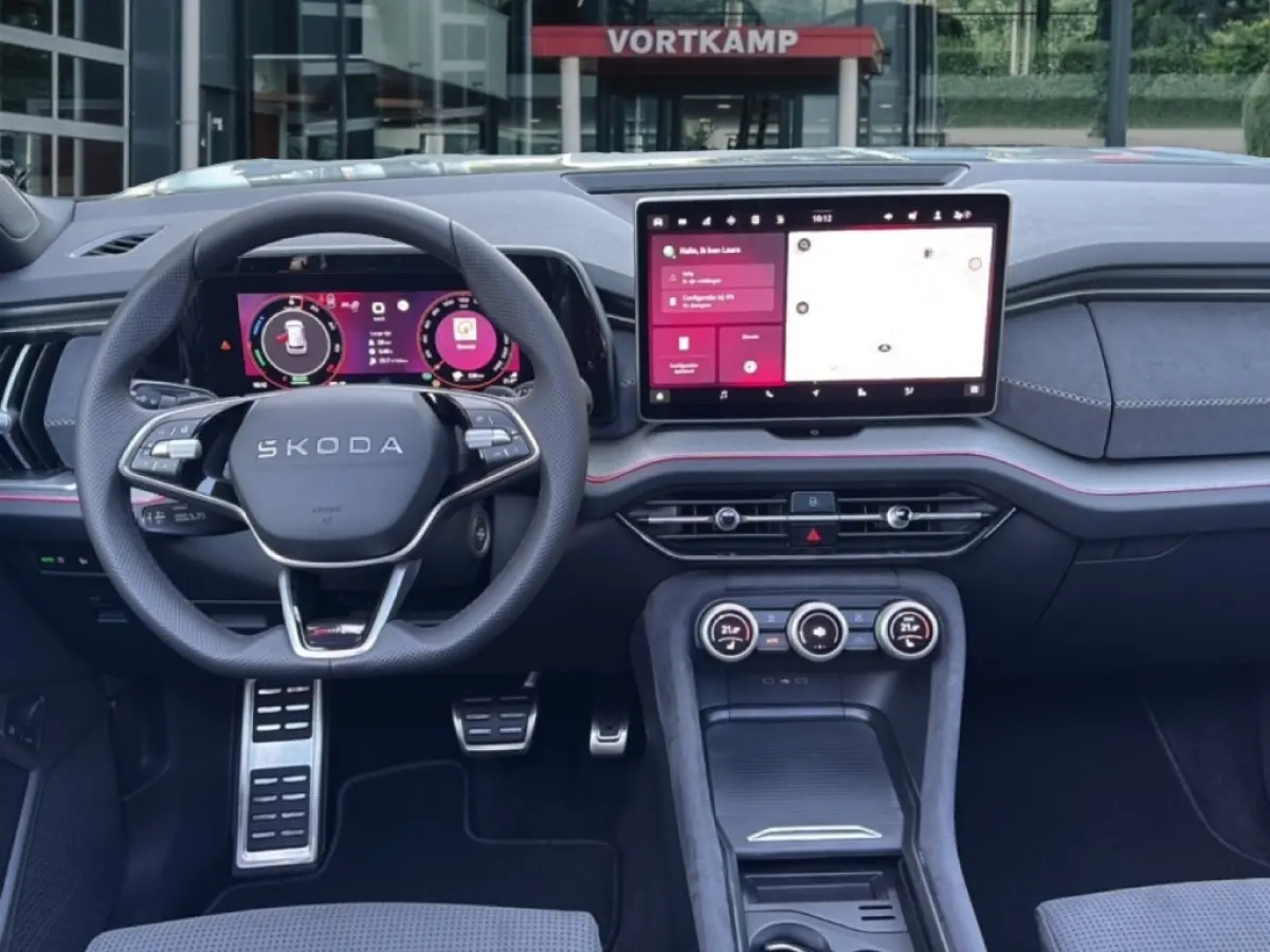 1.5 TSI IV SPORTLINE FISCAAL LAAG!! TREKHAAK/360CAMERA/PANO-DAK/ELEK-KLEP/ACC