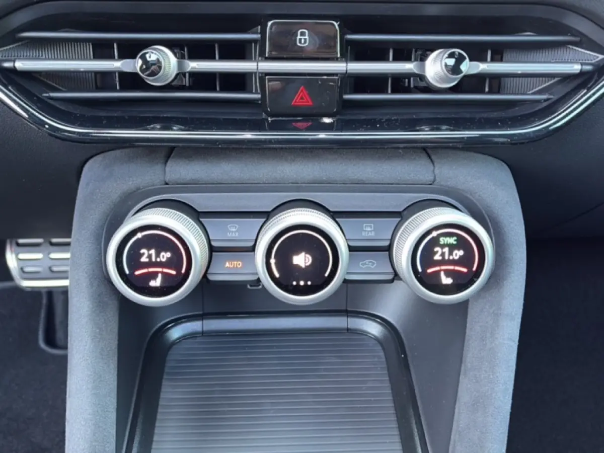 1.5 TSI IV SPORTLINE FISCAAL LAAG!! TREKHAAK/360CAMERA/PANO-DAK/ELEK-KLEP/ACC