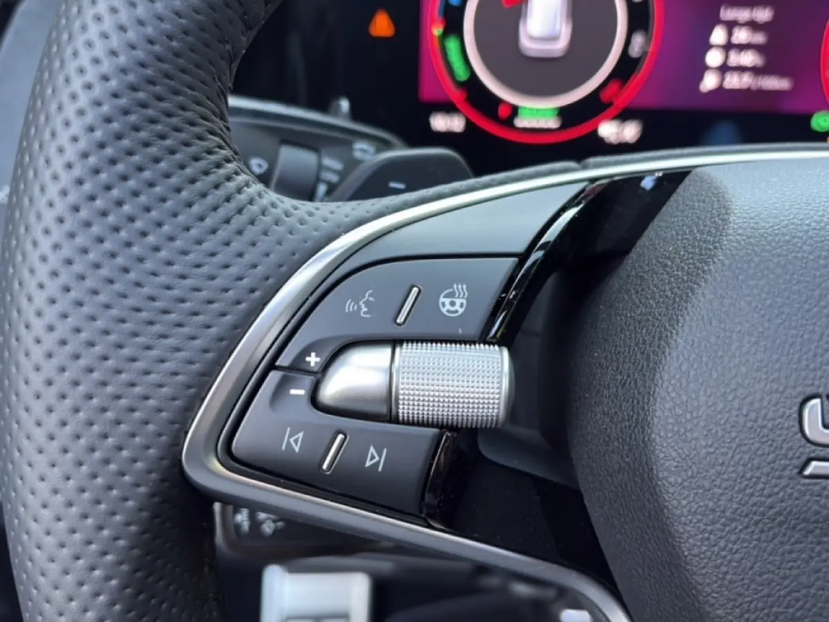 1.5 TSI IV SPORTLINE FISCAAL LAAG!! TREKHAAK/360CAMERA/PANO-DAK/ELEK-KLEP/ACC