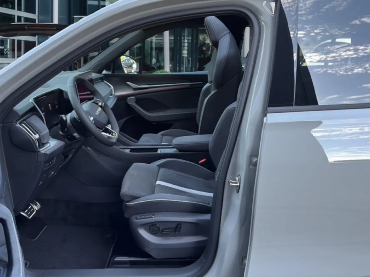 1.5 TSI IV SPORTLINE FISCAAL LAAG!! TREKHAAK/360CAMERA/PANO-DAK/ELEK-KLEP/ACC