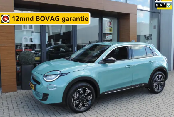 1.2-T Hybrid Urban AUTOMAAT 31.000km | LED kopl | CarPlay | Stoelverw | Cruise contr | Keyless | Camera | 17” | PDC