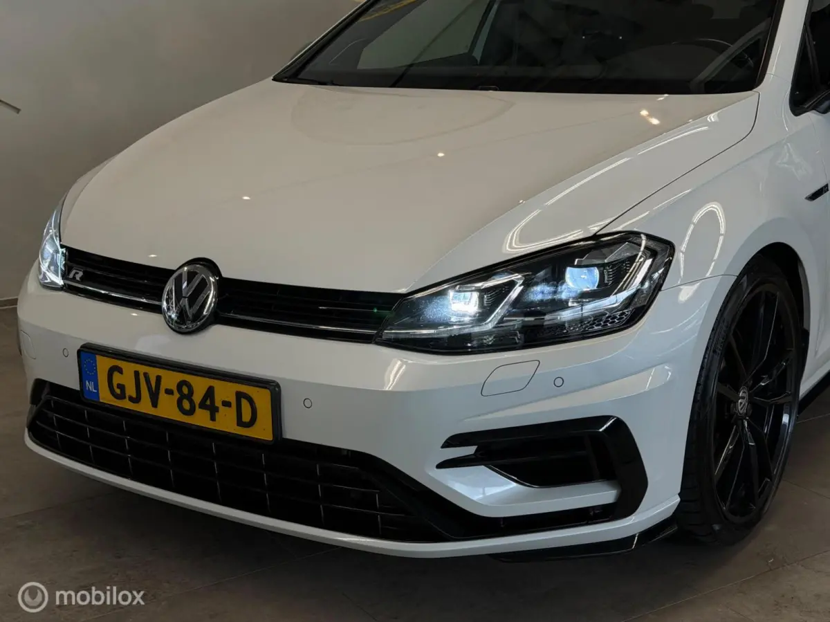 2.0 TSI 4Motion R Panorama/Akrapovic/Keyless