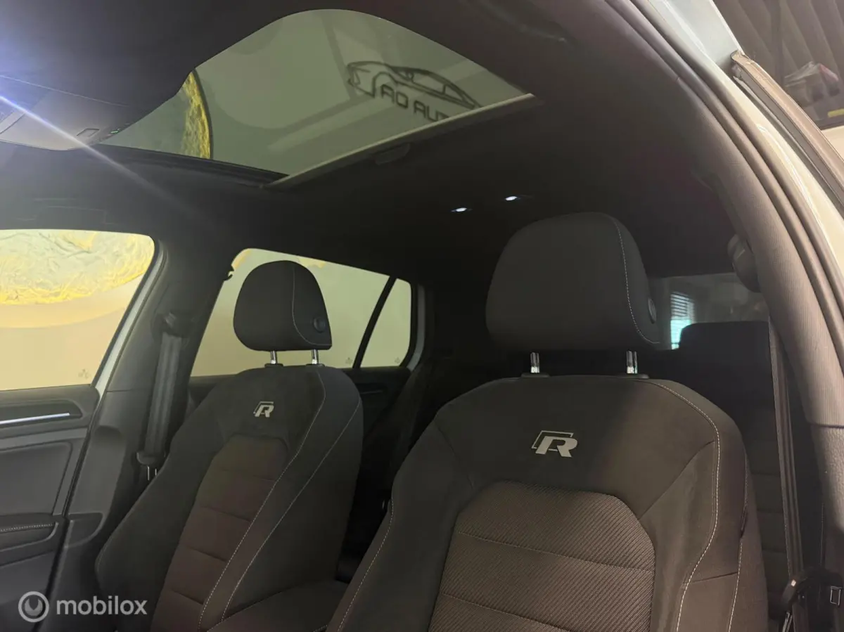 2.0 TSI 4Motion R Panorama/Akrapovic/Keyless
