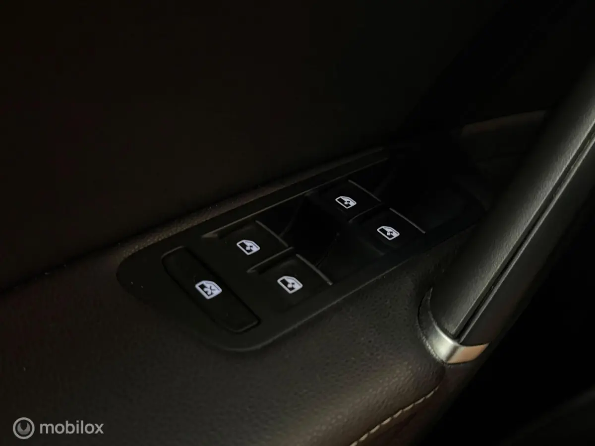 2.0 TSI 4Motion R Panorama/Akrapovic/Keyless