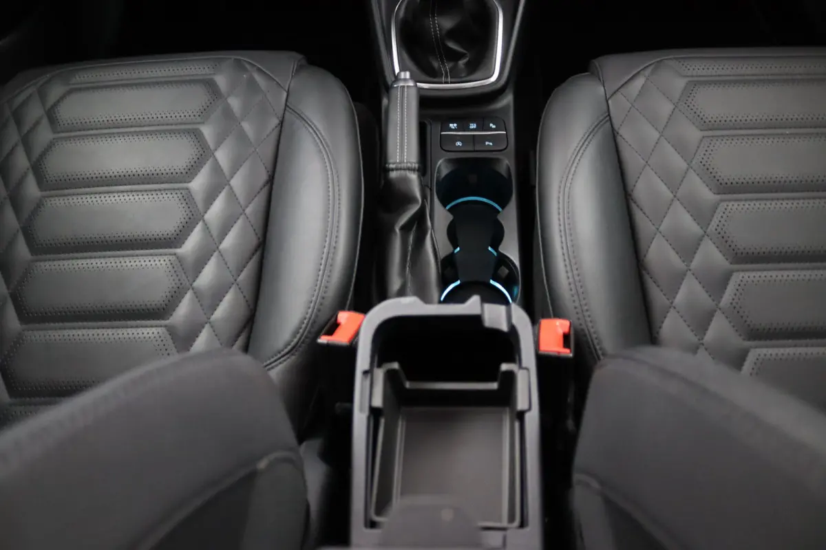 1.0 EcoBoost ST-Line Vignale *UNIEK* | Panoramadak | Leder | Adaptive Cruise | BLIS | B&O Audio | Camera | Keyless