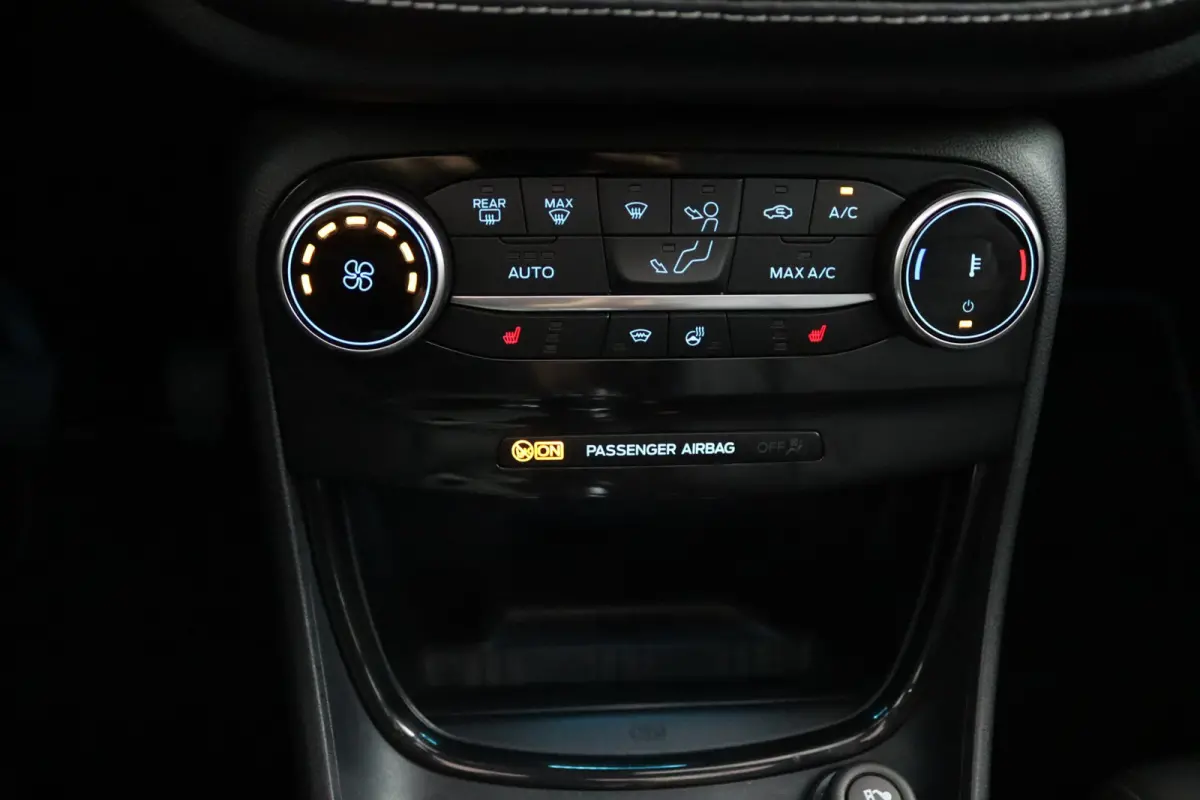 1.0 EcoBoost ST-Line Vignale *UNIEK* | Panoramadak | Leder | Adaptive Cruise | BLIS | B&O Audio | Camera | Keyless