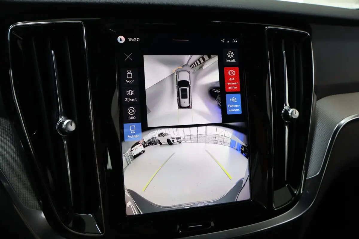 2.0 T6 Plug-in hybrid AWD Plus Dark | Achterbank verwarmd | Apple Carplay/Android Auto|telefoonintegratie premium | Contourstoelen