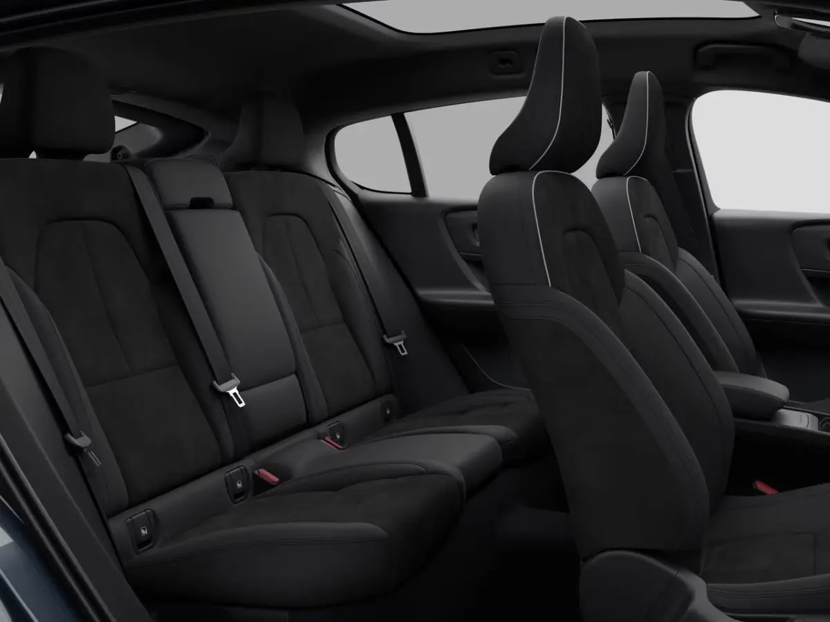 Single Motor Ext. Range Ultra Black Edition. Europa 82 kWh | Achterbank verwarmd | Achteruitrijcamera | Apple Carplay/Android Auto|telefoonintegratie premium
