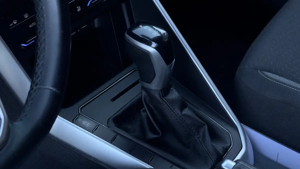 1.0 TSI DSG Life Edition | Camera | Apple Carplay |