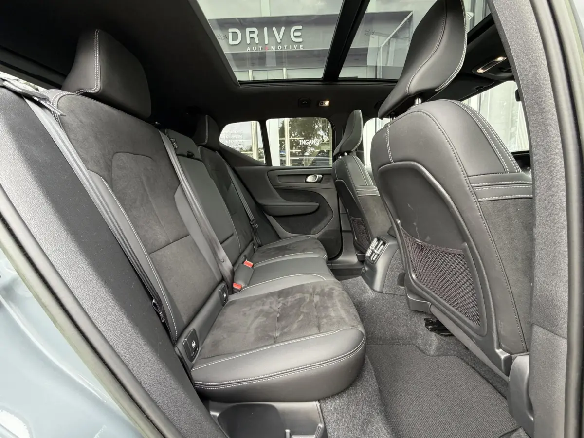 1.5 T4 Plug-in hybrid Ultimate Dark |Pano|H/K|360Cam|Memory|PilotAssit|Trekhaak|BLIS|ThunderGrey