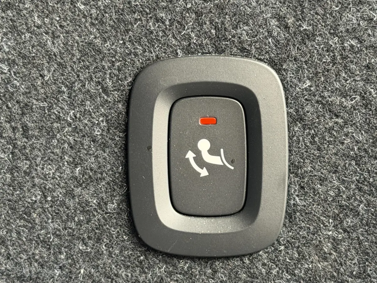 1.5 T4 Plug-in hybrid Ultimate Dark |Pano|H/K|360Cam|Memory|PilotAssit|Trekhaak|BLIS|ThunderGrey