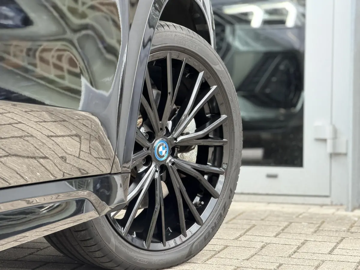 xDrive30e 326PK M-Sport |Pano|H/K|Leer|Memory|Innovation|360Cam|ACC|HUD|Trekhaak|20"