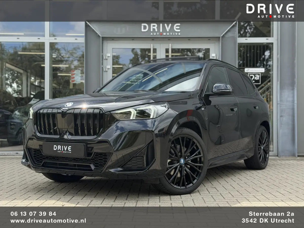 xDrive30e 326PK M-Sport |Pano|H/K|Leer|Memory|Innovation|360Cam|ACC|HUD|Trekhaak|20"