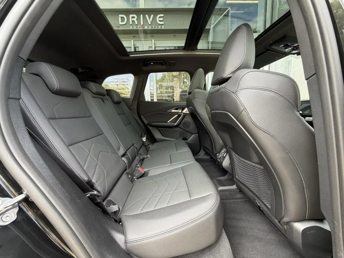 xDrive30e 326PK M-Sport |Pano|H/K|Leer|Memory|Innovation|360Cam|ACC|HUD|Trekhaak|20"