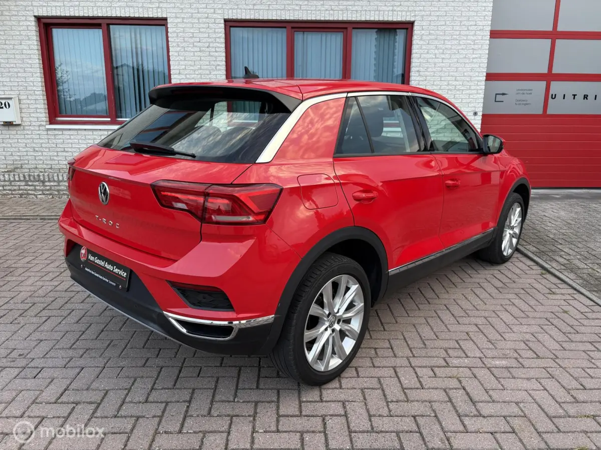 1.5 TSI SPORT / NAVI / CAMERA / PDC
