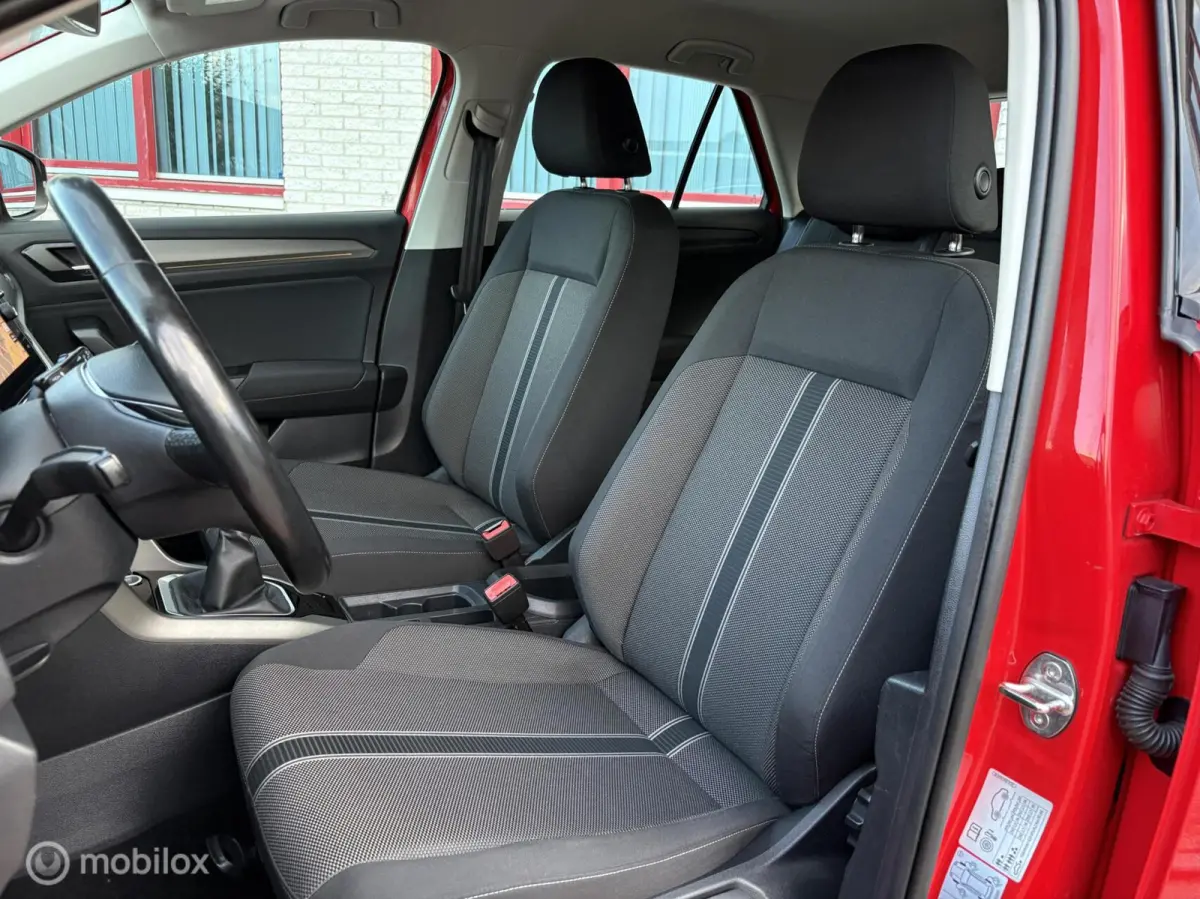 1.5 TSI SPORT / NAVI / CAMERA / PDC