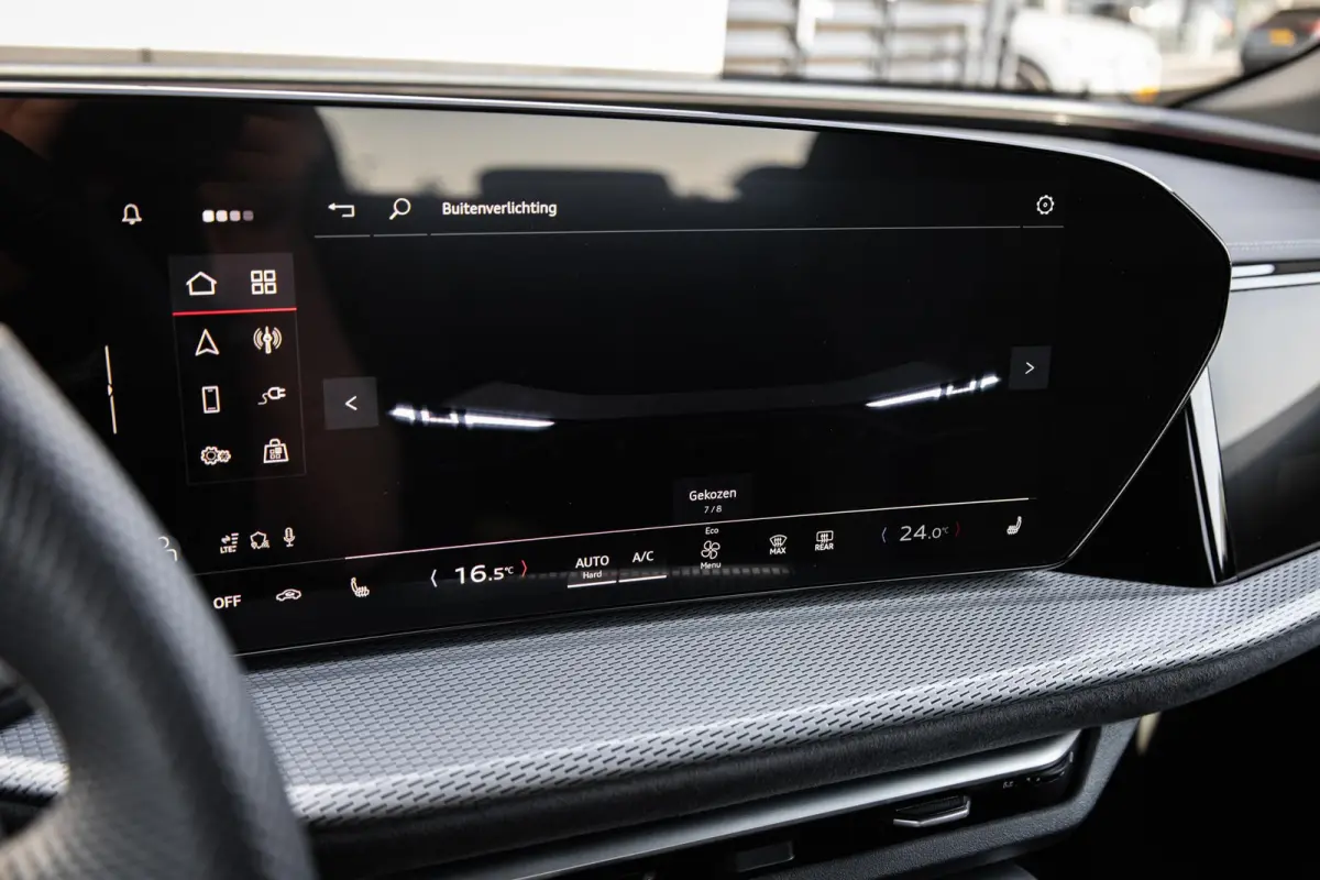 2.0 TFSI e-hybrid quattro S edition | 20" LMV | Panoramadak | Alcantara | 360 Camera | Keyless