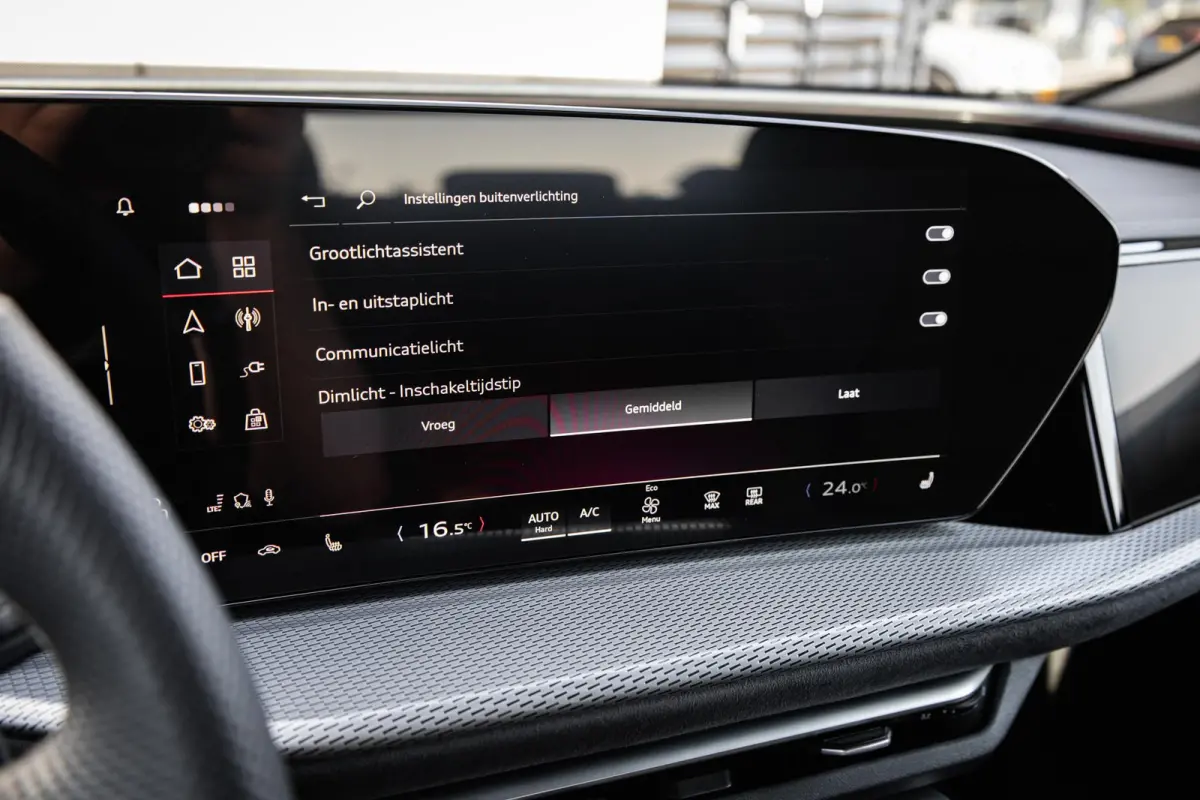 2.0 TFSI e-hybrid quattro S edition | 20" LMV | Panoramadak | Alcantara | 360 Camera | Keyless