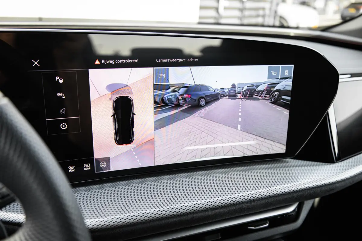 2.0 TFSI e-hybrid quattro S edition | 20" LMV | Panoramadak | Alcantara | 360 Camera | Keyless