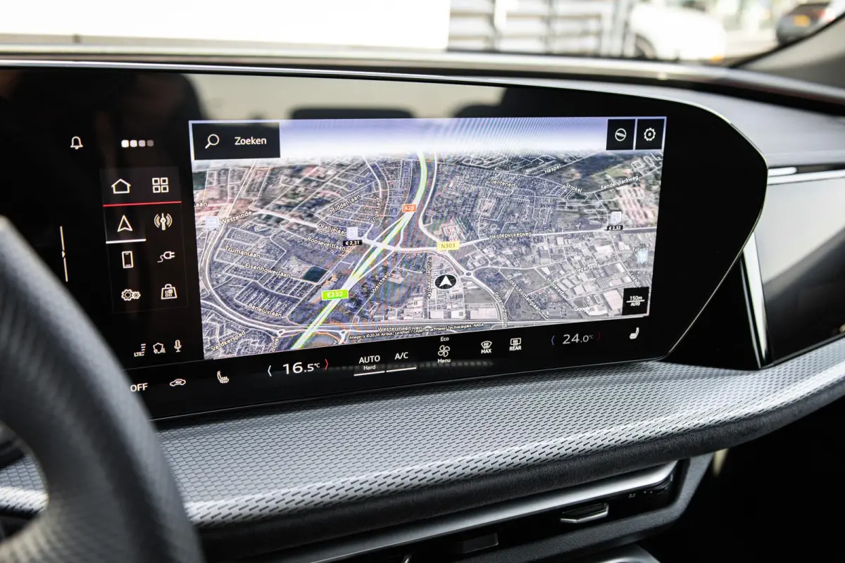 2.0 TFSI e-hybrid quattro S edition | 20" LMV | Panoramadak | Alcantara | 360 Camera | Keyless
