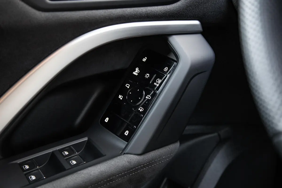 2.0 TFSI e-hybrid quattro S edition | 20" LMV | Panoramadak | Alcantara | 360 Camera | Keyless