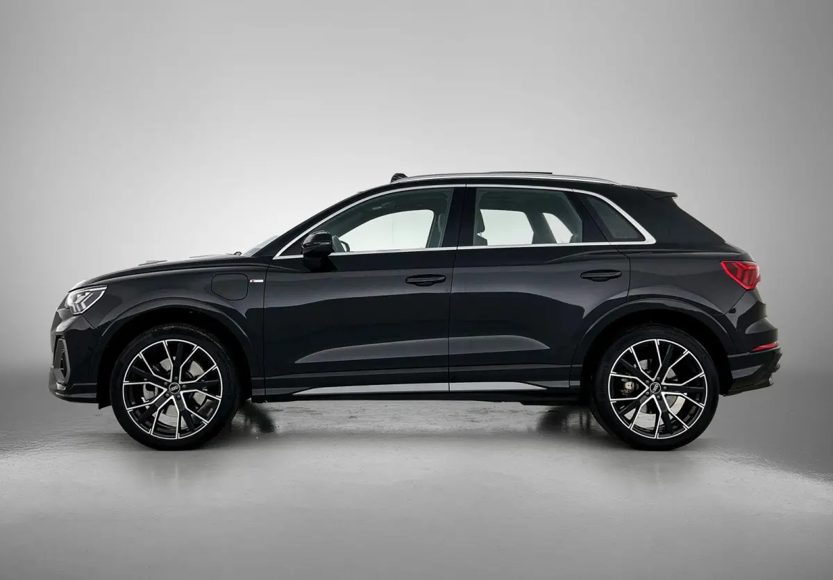 45 TFSI e S edition Automaat | Navigatie | Panorama dak | Leder | 20 Inch Velgen | Airco | Sonos Audio | Stoelverwarming |