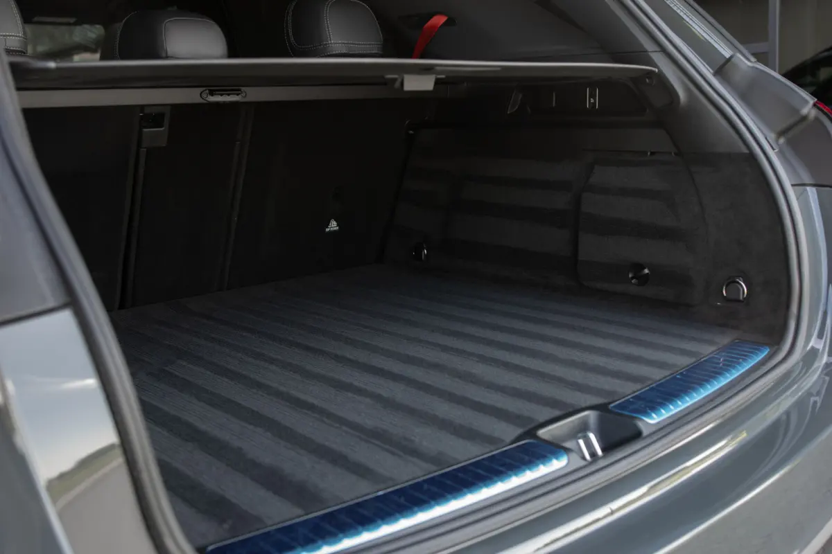 AMG 53 Hybrid 4M+ MANUFAKTUR Silicium|Carbon|Massage|Softclose|ACC|HUD|Trekhaak