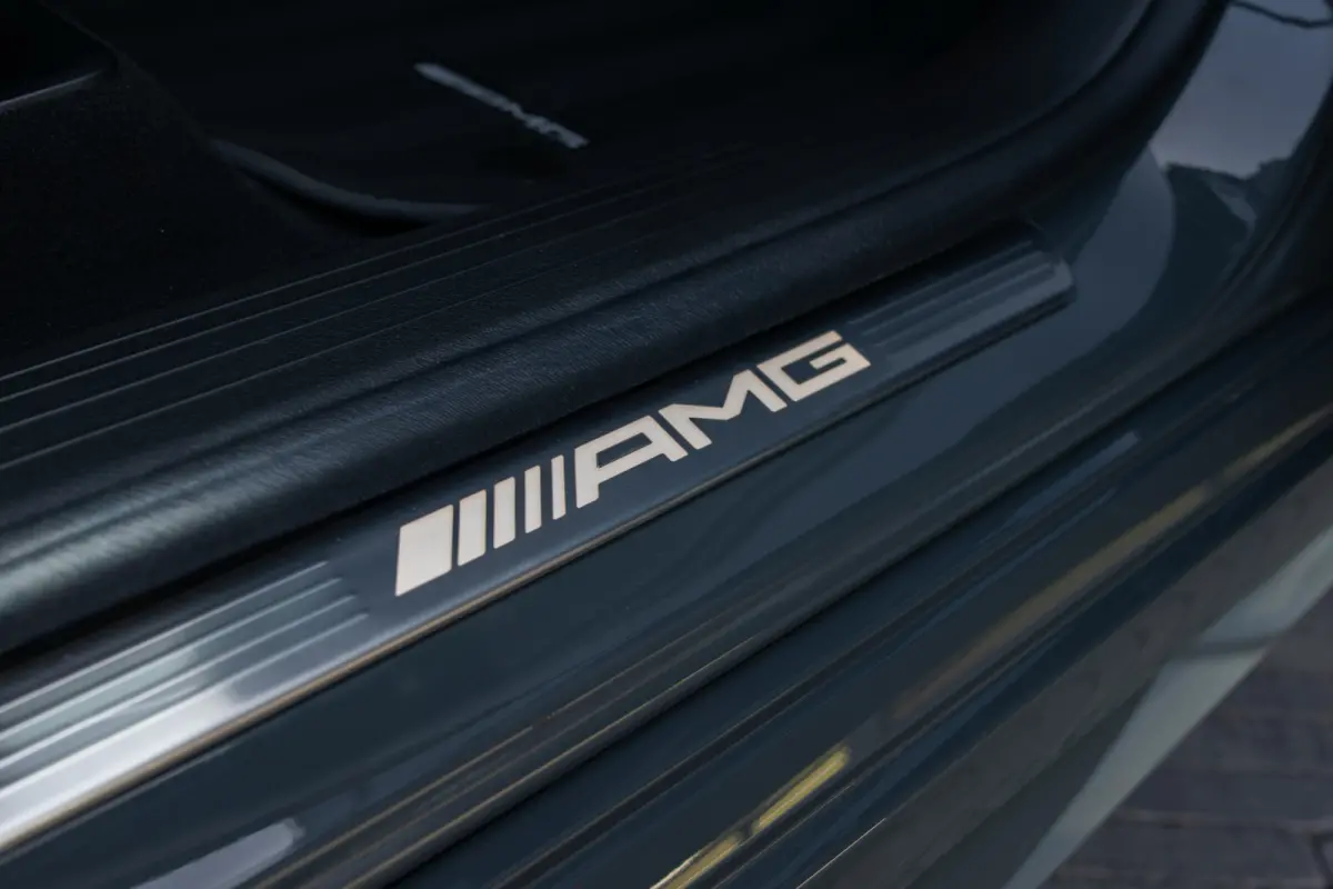 AMG 53 Hybrid 4M+ MANUFAKTUR Silicium|Carbon|Massage|Softclose|ACC|HUD|Trekhaak