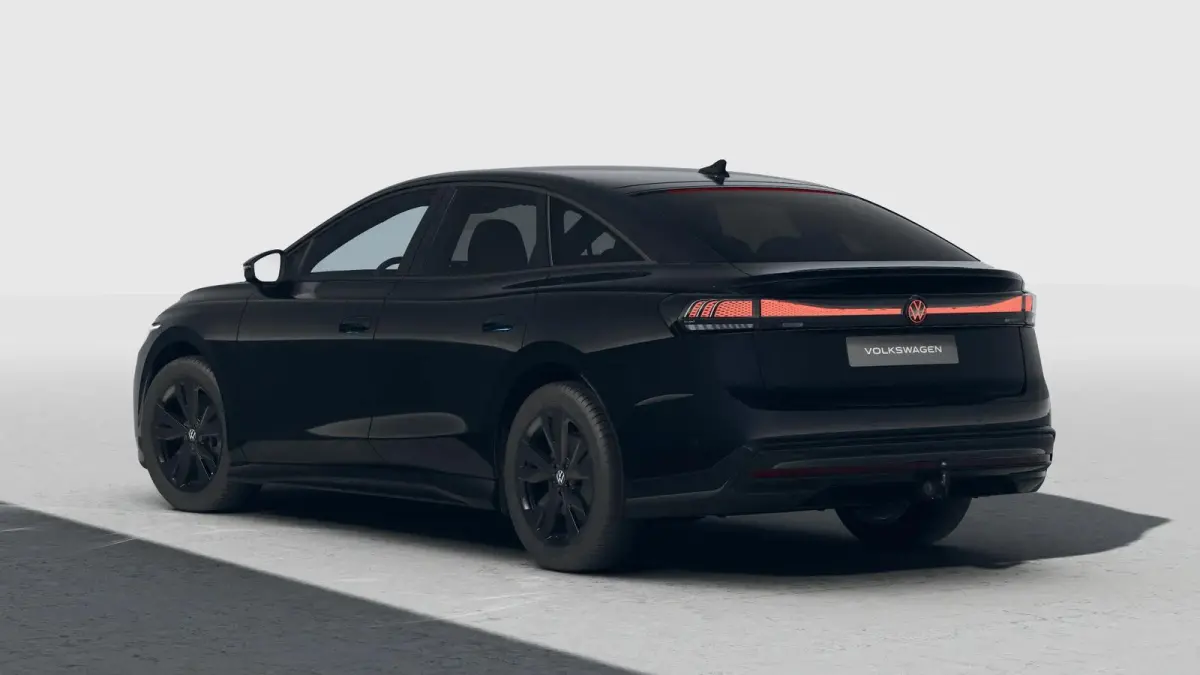 286pk Limited Edition Plus 77 kWh | Trekhaak Wegklapbaar | Black Style Pakket