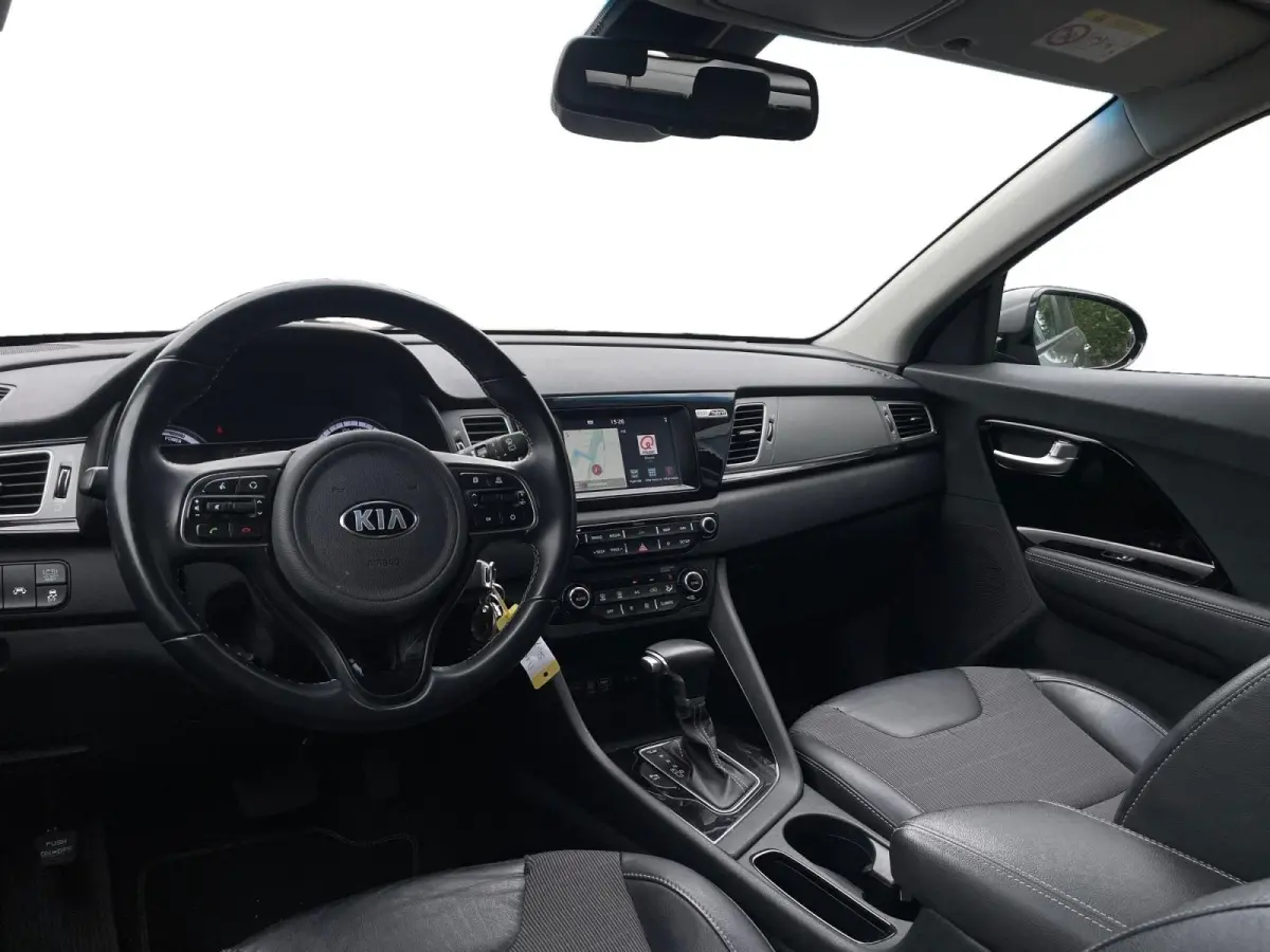 1.6 GDi Hybrid DynamicLine | Navigatie | Apple Carplay/Android Auto | Parkeersensoren | Achteruitrijcamera