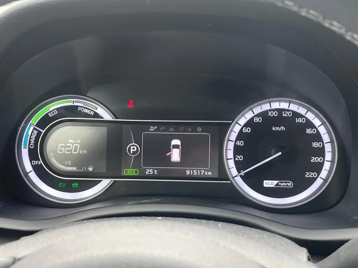 1.6 GDi Hybrid DynamicLine | Navigatie | Apple Carplay/Android Auto | Parkeersensoren | Achteruitrijcamera